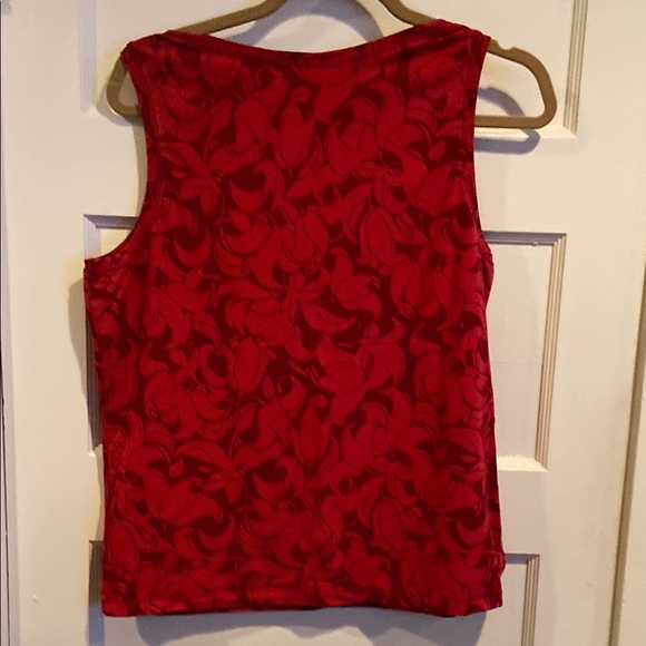 Gap Cotton Red Flower Pattern Sleeveless Tank Top - Picture 3 of 13